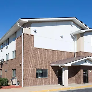  Hotel Super 8 By Wyndham Richmond Turnpike United States